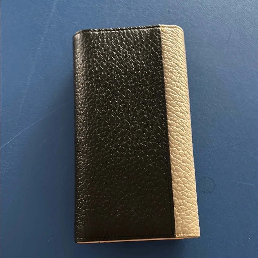 NWOT Kate Spade Stacy Southport Avenue buttermilk black leather wallet